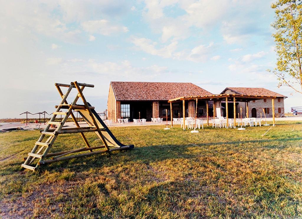 La Tomina Guest House Mirandola Exterior foto