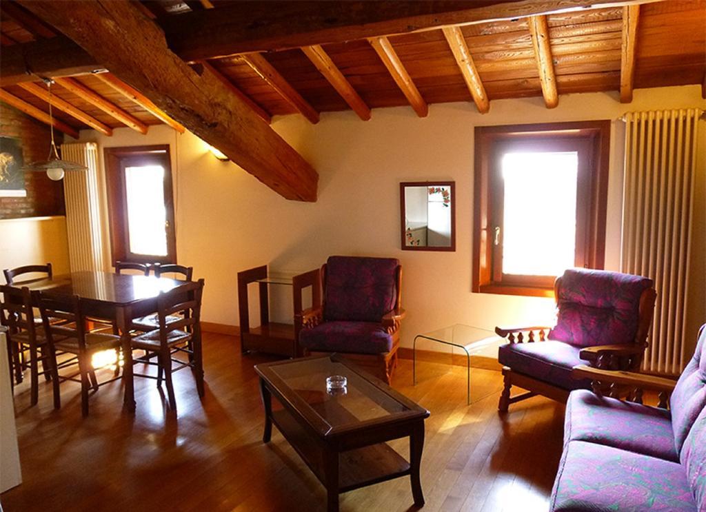 La Tomina Guest House Mirandola Cameră foto